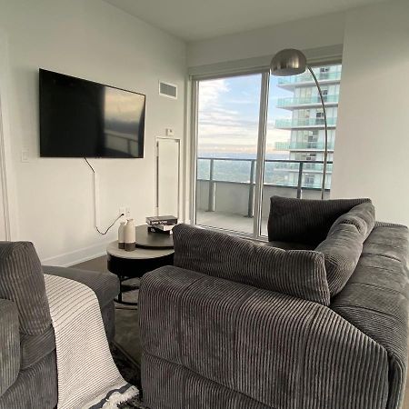 1 Bedroom Waterfront Condo Toronto Exterior photo